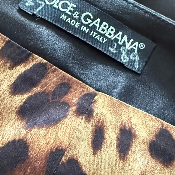 AUTHENTIC Dolce and Gabbana pencil skirt - Picture 3 of 6